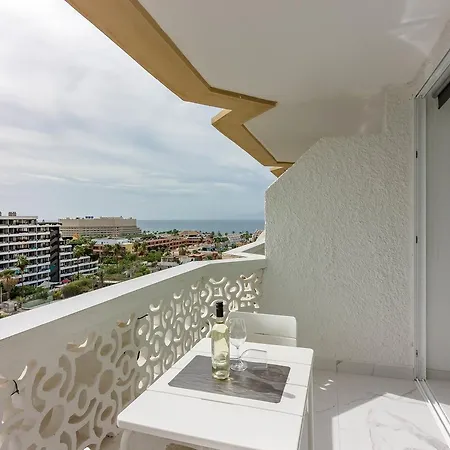 Playa Honda Apartment